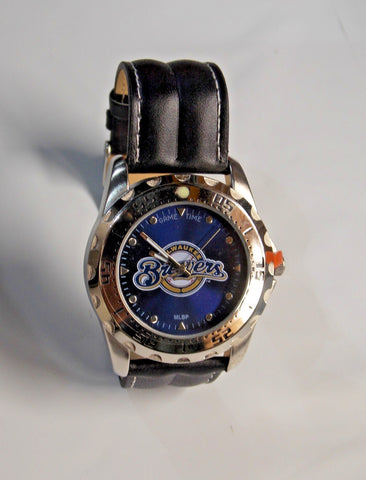 MLB Milwaukee Brewers Baseball Men's Watch Diver Style New Battery Game Time