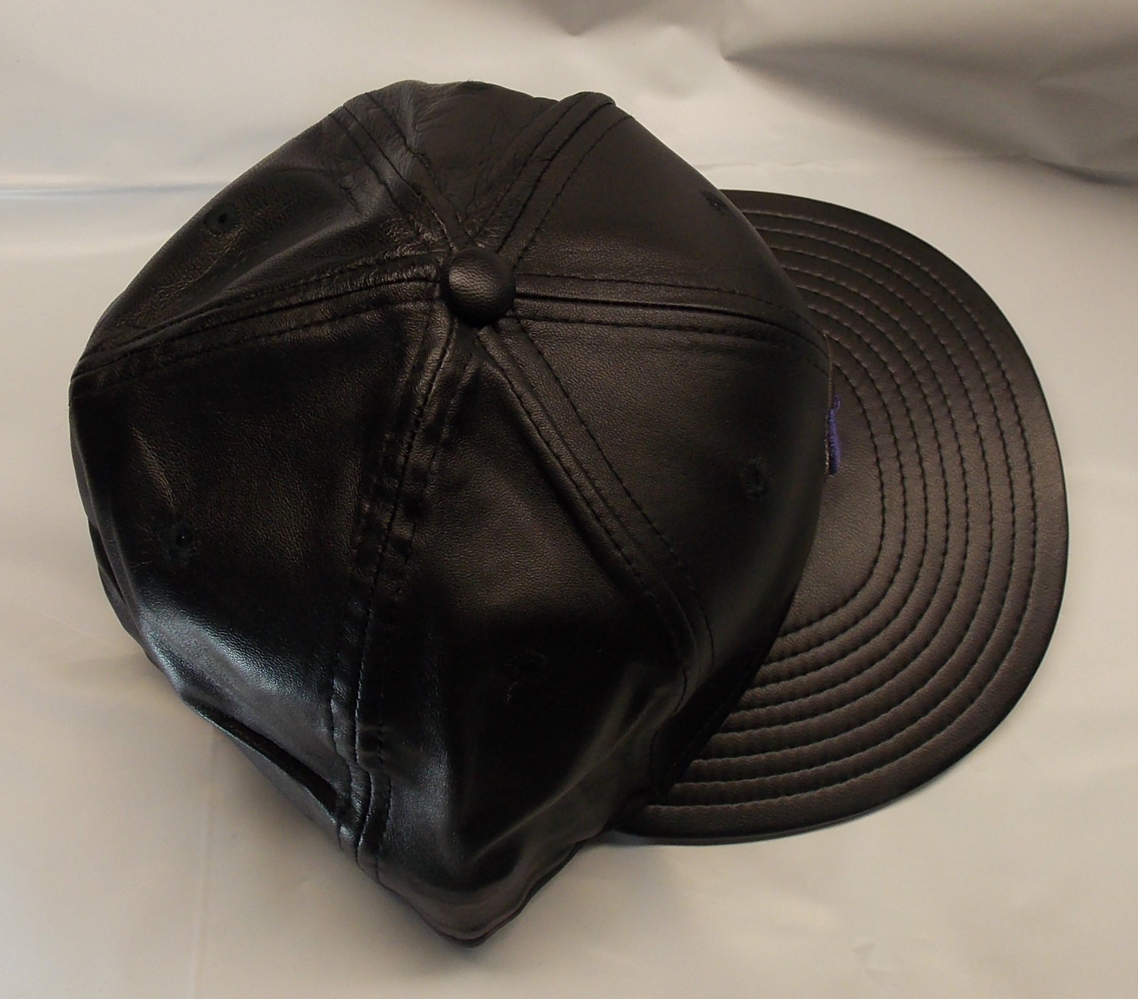 New Colorado Rockies size 8 Logo on Black Leather New Era Fitted Hat