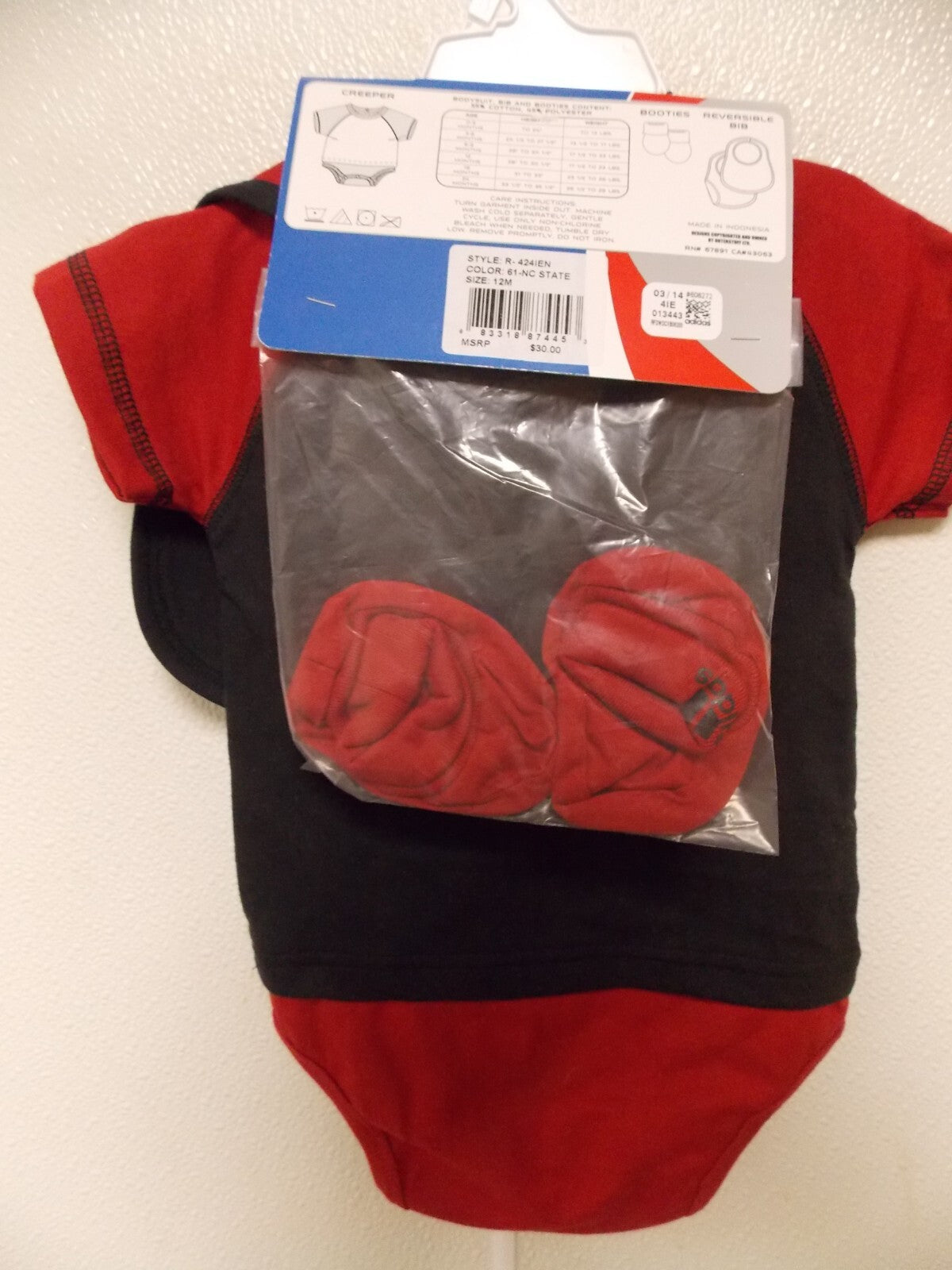North Carolina State Bodysuit Bib Bootie Red and Black Set Size 18M by OUTERStuff
