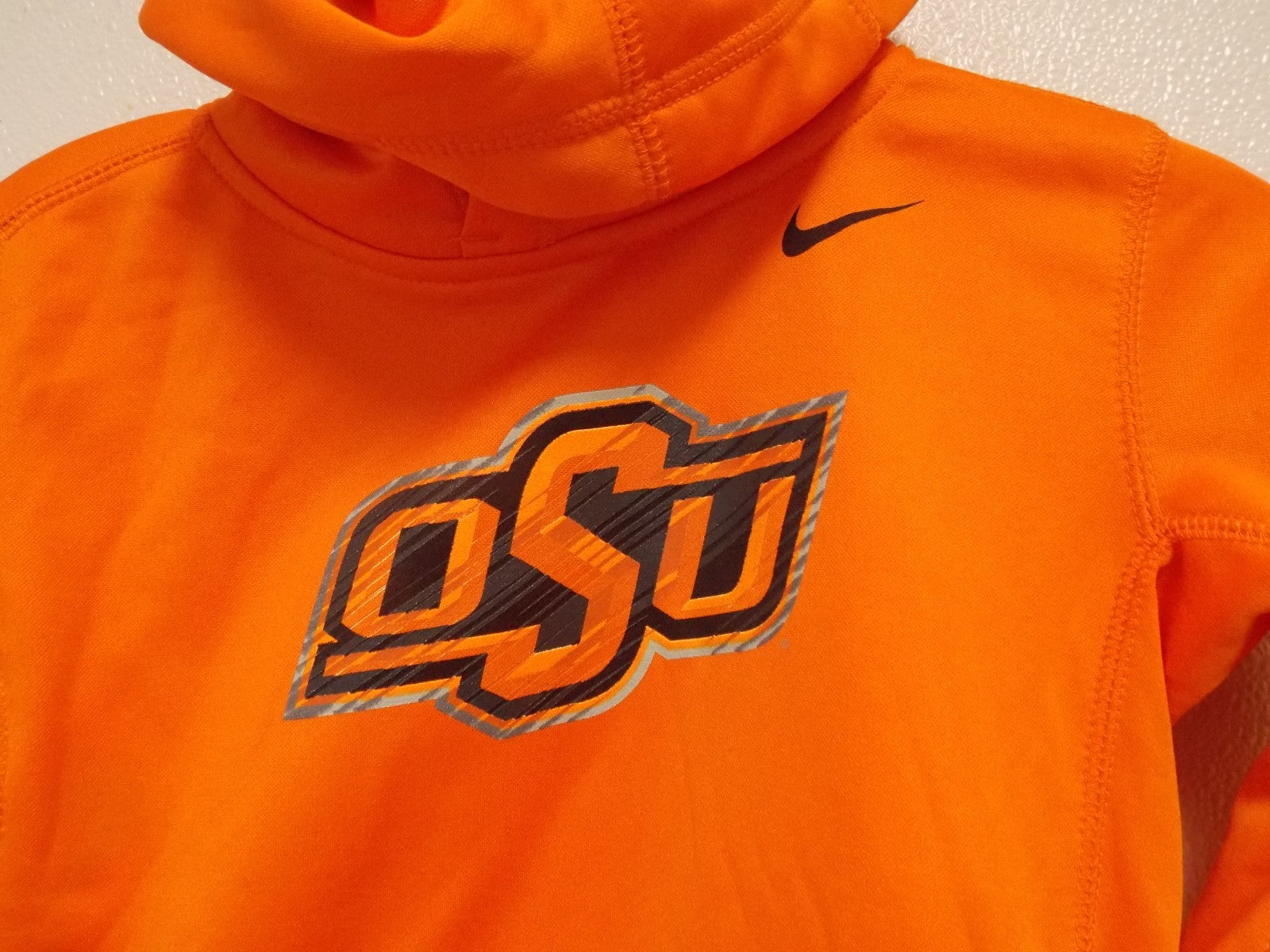 NCAA Oklahoma State Cowboys Logo on Orange Hooded Pullover Nike Size 7
