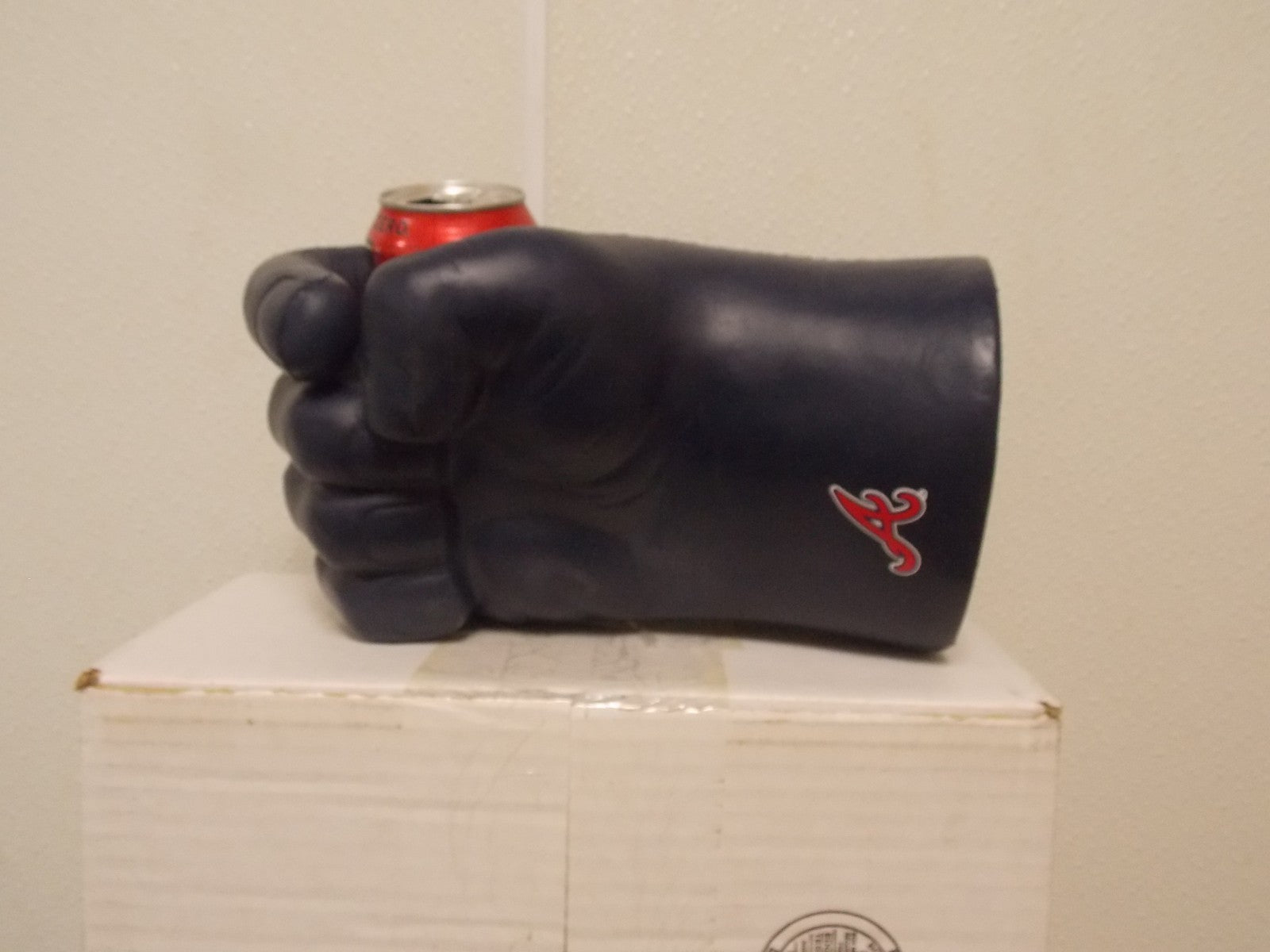 MLB Atlanta Braves Blue FAN FIST Beverage Holder Can Beer Bottle Drink Glass