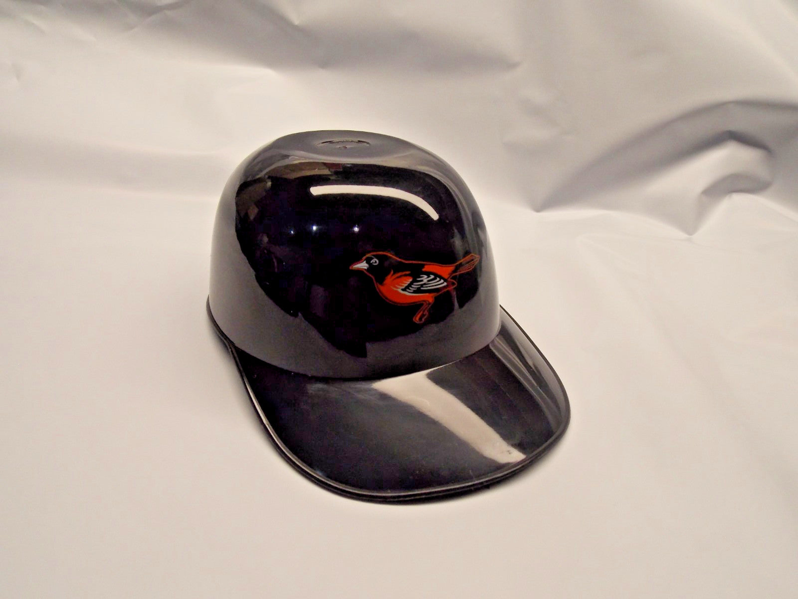 6 MLB Baltimore Orioles Throw Back Bird Logo Mini Batting Helmet Ice Cream Bowl