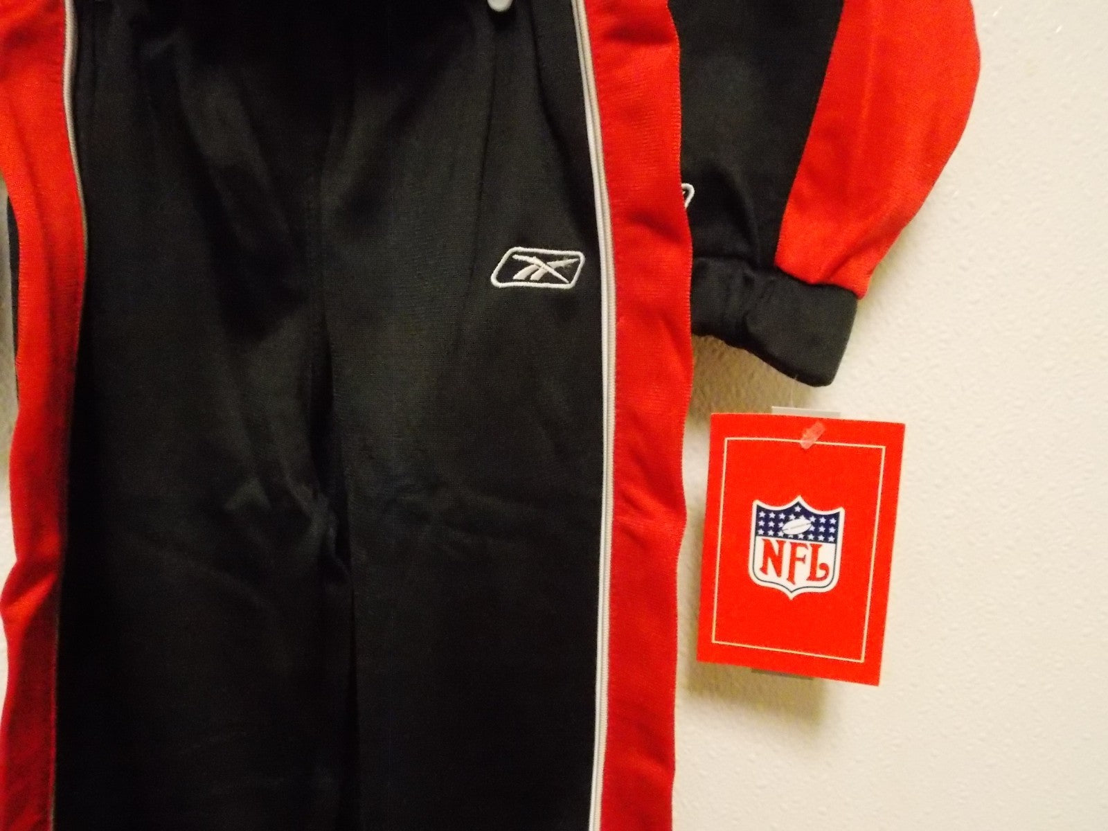 NFL Atlanta Falcons Red Hooded Sweat Suit Size 2T by NFL Reebok