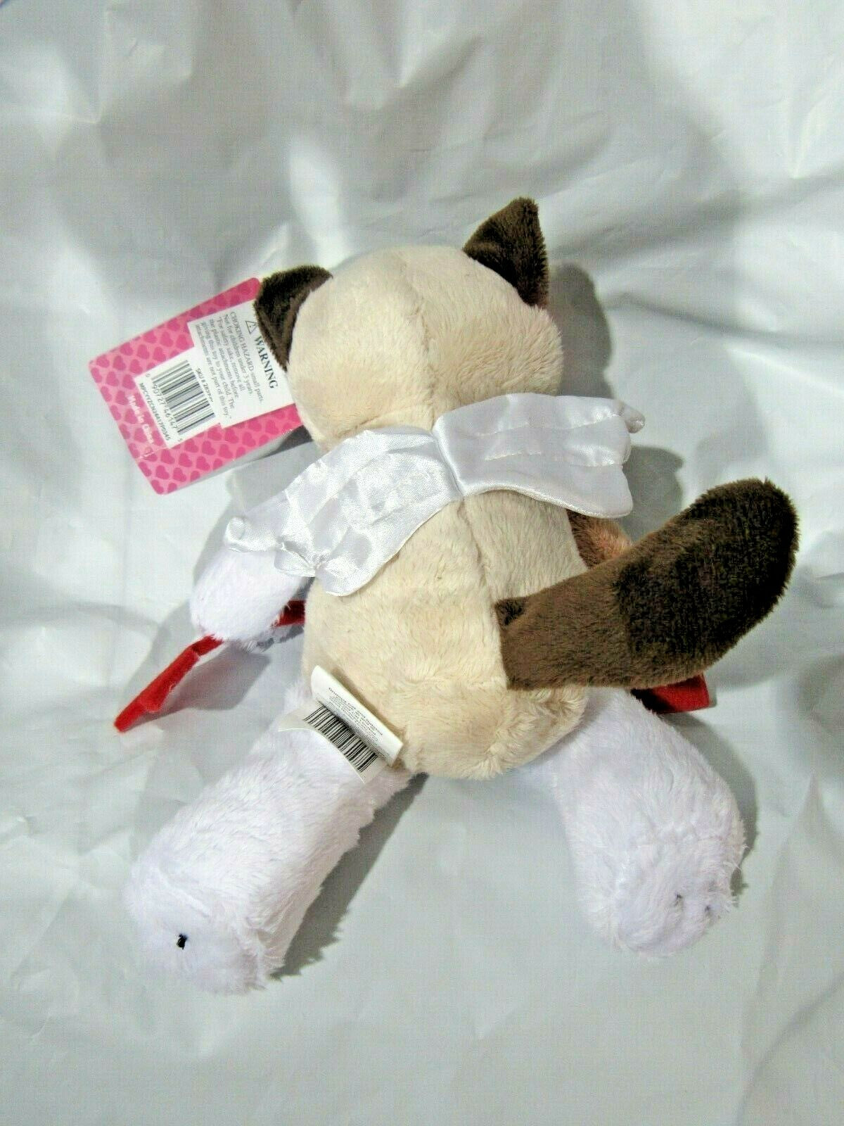 Grumpy Cat 10 inch Holding A Broken Arrow by Grumpy Cat Limited
