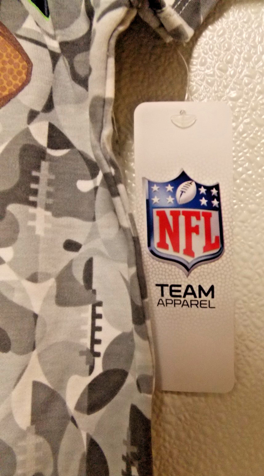 NFL Seattle Seahawks Football Camo Bodysuit Short Sleeve Size 12M Team Apparel