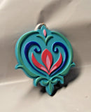 Hallmark Disney Heart Frozen Elsa and Anna 2017 Christmas Tree Ornament