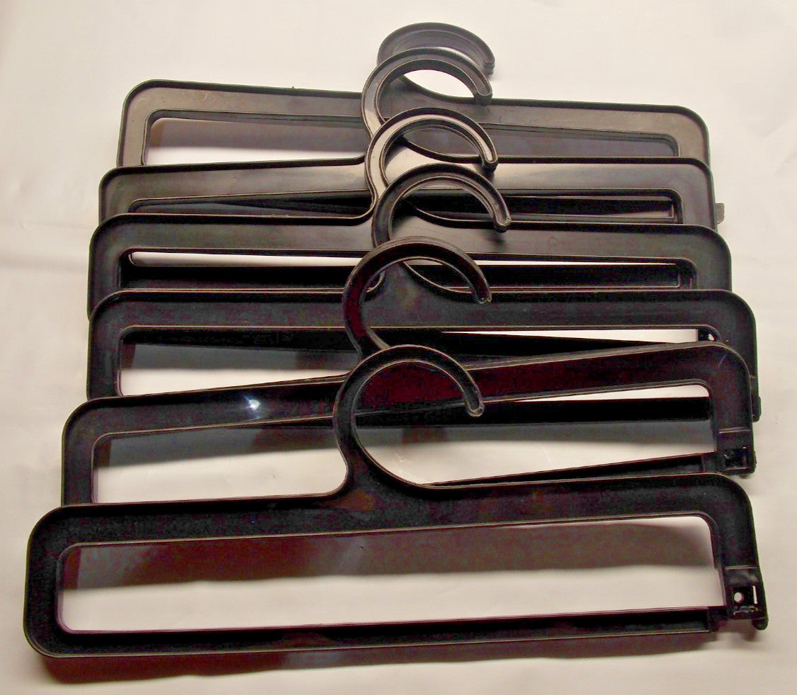 Lot of 12 Black 12" by 2 1/2" Retail Hook Hangers to Display a Plush Blanket