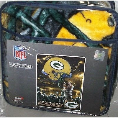 NFL NWT PLUSH 60X80 BLANKET SKY HELMET DESIGN - GREEN BAY PACKERS