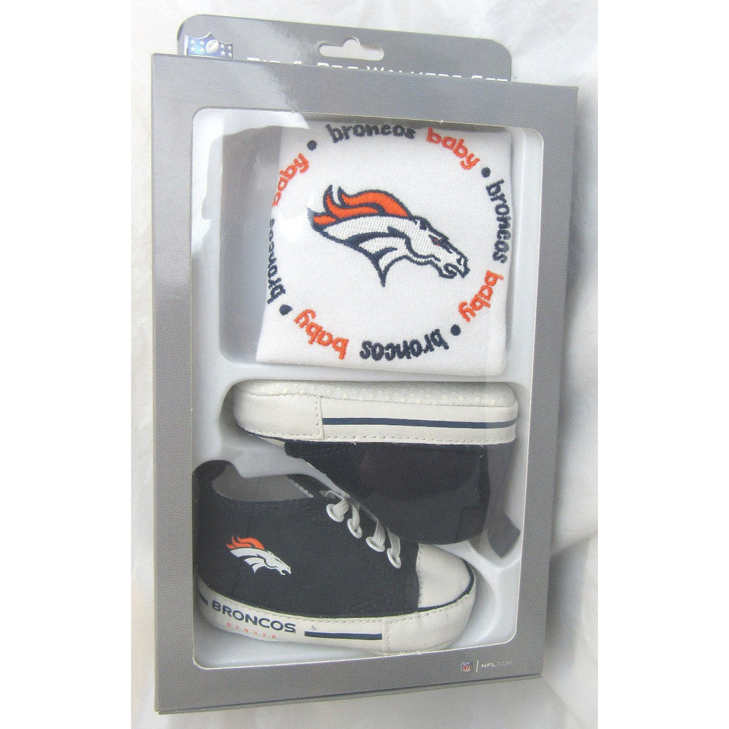 NFL BABY FANATIC BIB & PRE-WALKERS SNEAKERS GREEN DENVER BRONCOS