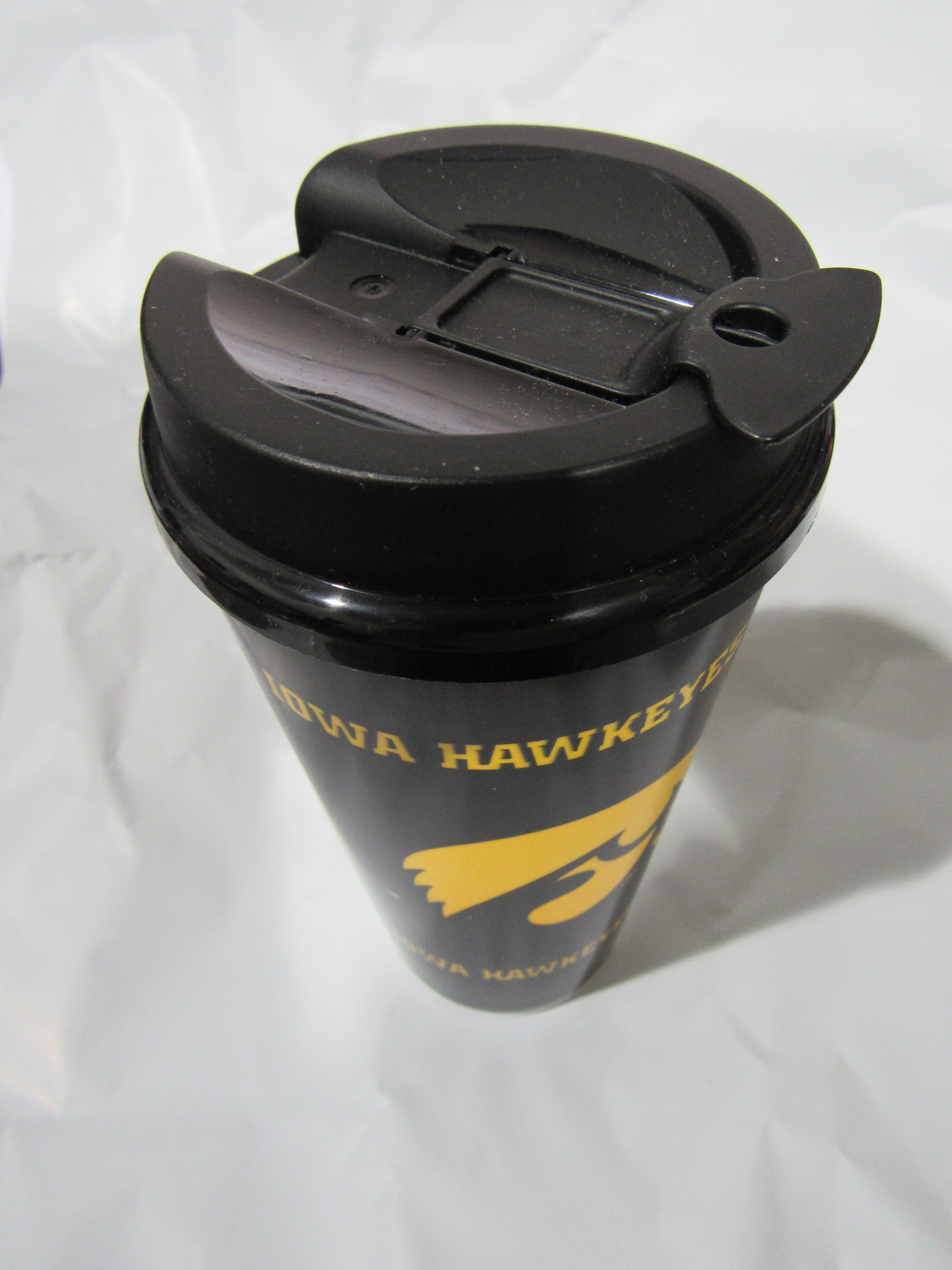 NCAA Iowa Hawkeye 32 fl oz Travel Tumbler Cup with Lid