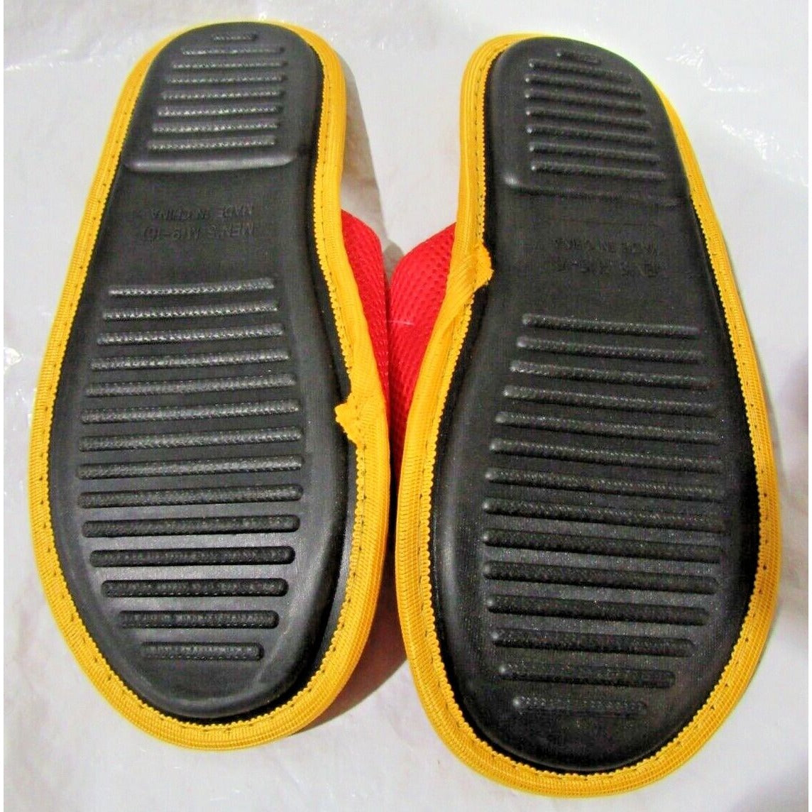 NFL Kansas City Chiefs Mesh Slide Slippers Striped Sole Size M by FOCO