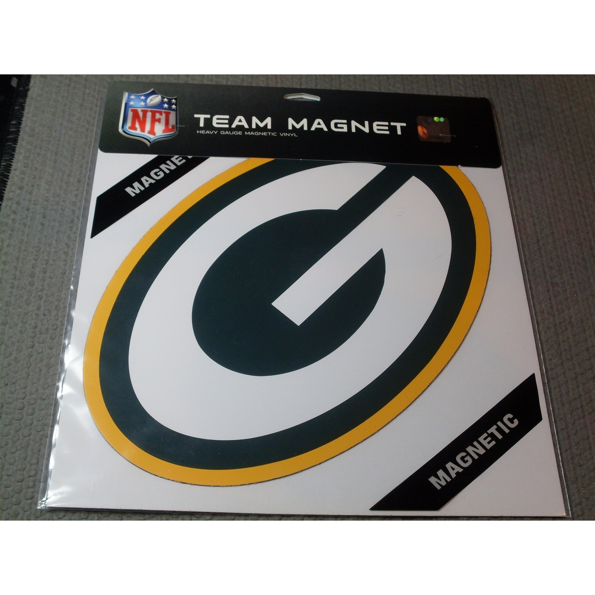 NFL Green Bay Packers 12 inch Auto Magnet Helmet Shaped by Fremont Die